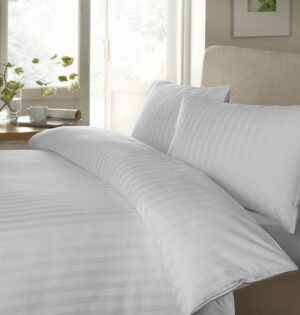 Lenjerie pat Satin 100% bumbac, dungi London